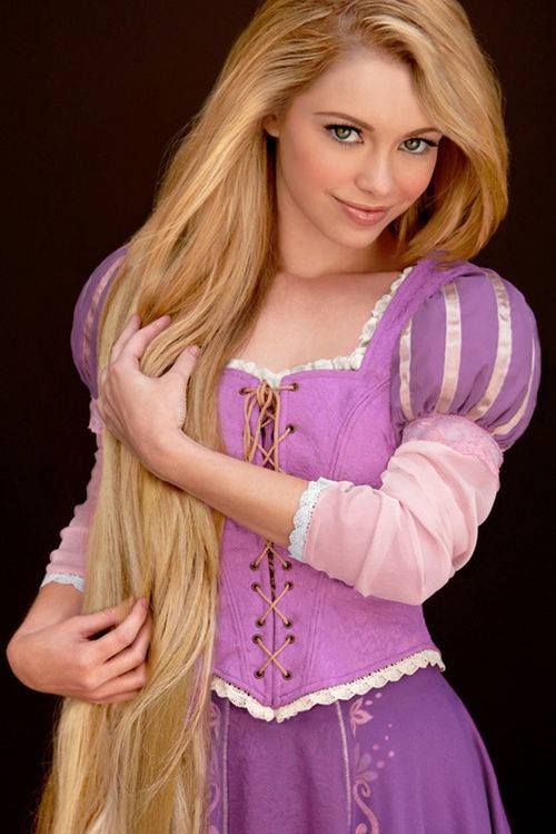 Rapunzel Cosplay